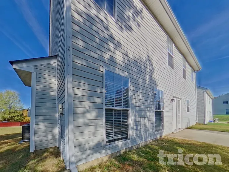 1812 Southwind Dr — Photo 18