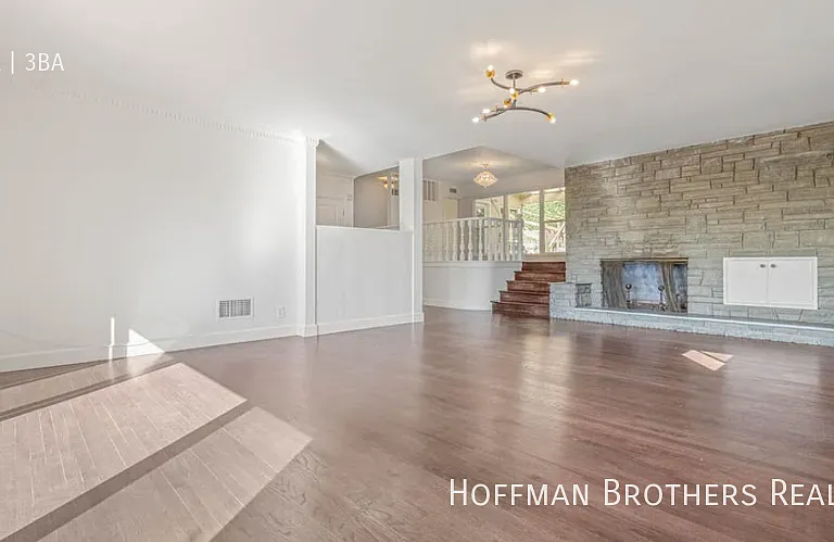 1222 Daniels Dr — Photo 7