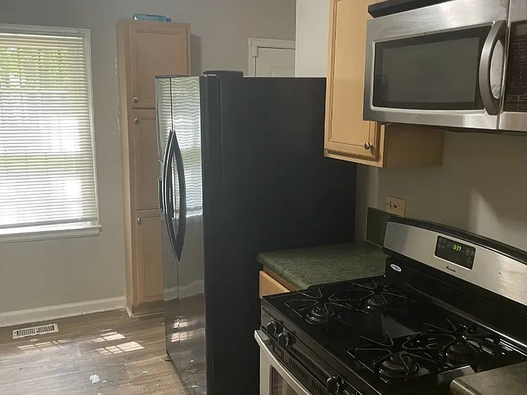 1589 Pinehurst Dr SW — Photo 5