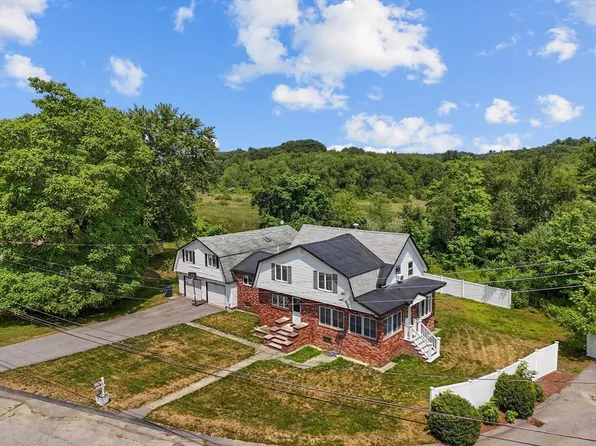 24 Preston St, Dracut, MA 01826