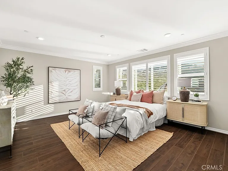 2413 Sierra Bella Dr — Photo 30