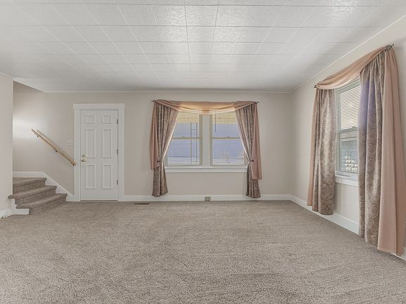 3rd image of 56 Ferris Dr