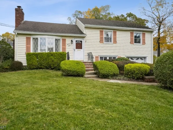 24 Appletree Ln, Hanover Twp., NJ 07950