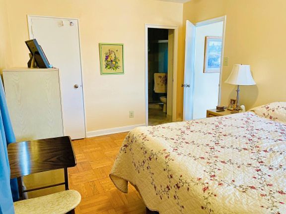 3rd image of 2601 Pennsylvania Ave APT 1114