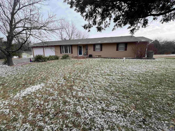6220 SE California Ave, Berryton, KS 66409