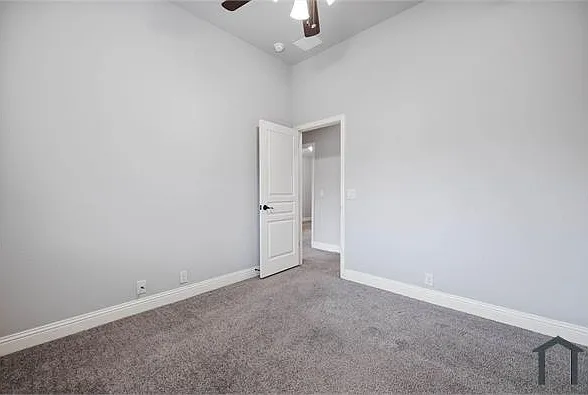 4228 Sweet Clover Ln — Photo 15