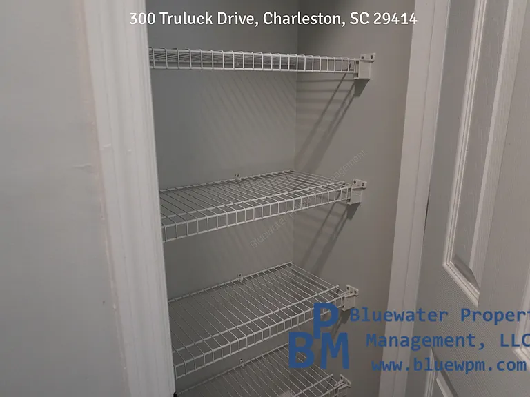 300 Truluck Dr — Photo 23