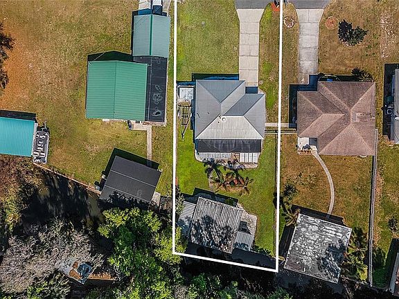 2nd image of 3718 Adell Rd