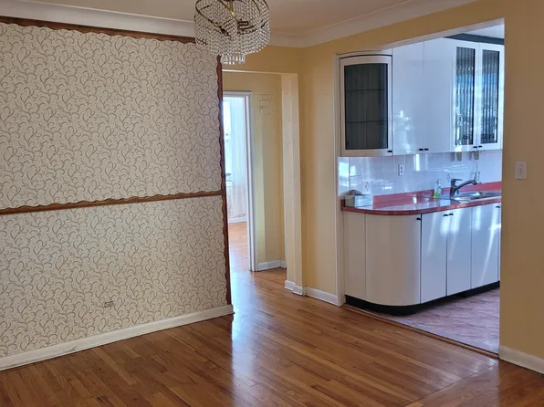 3060 Ocean Avenue image 11 of 22