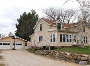 423 S Clinton St, Princeton, WI 54968