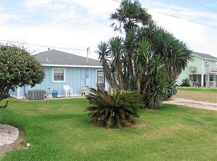 207 Marshall Johnson Ave S, Port Lavaca, TX 77979