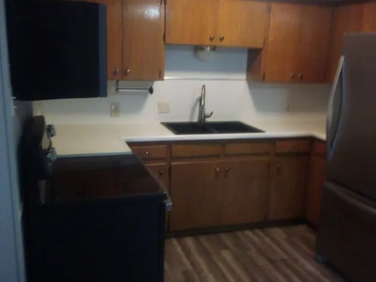 214 Rosewood Ave — Photo 6
