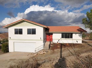 24135 Juanita Dr, Canyon Lake, CA 92587