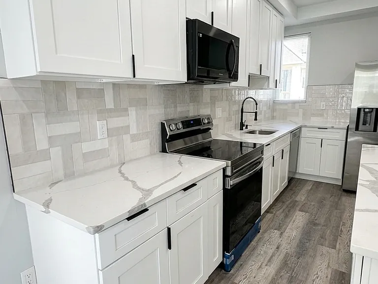 1533 N Lawrence St #1 — Photo 10