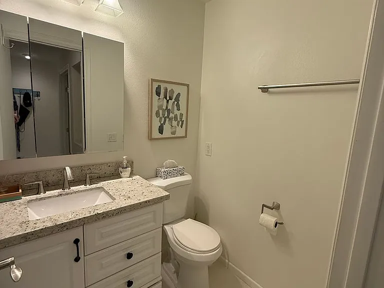 836 Bluewater Way — Photo 10