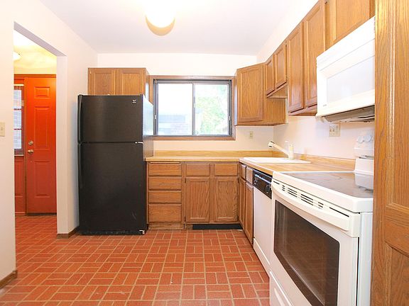 5th image of 1125 Woodlake Ln Unit 3