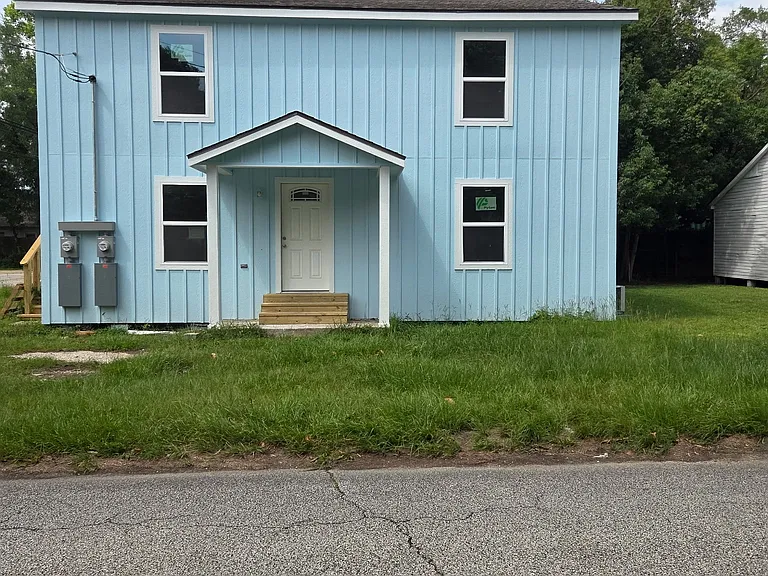 640 Roosevelt Dr #B — Photo 8