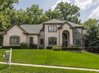 8689 Admirals Woods Dr, Indianapolis, IN
