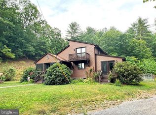 562 Larry & Linda Ln, Brandywine, WV 26802