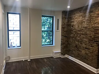 Rented by Salon Realty Corp