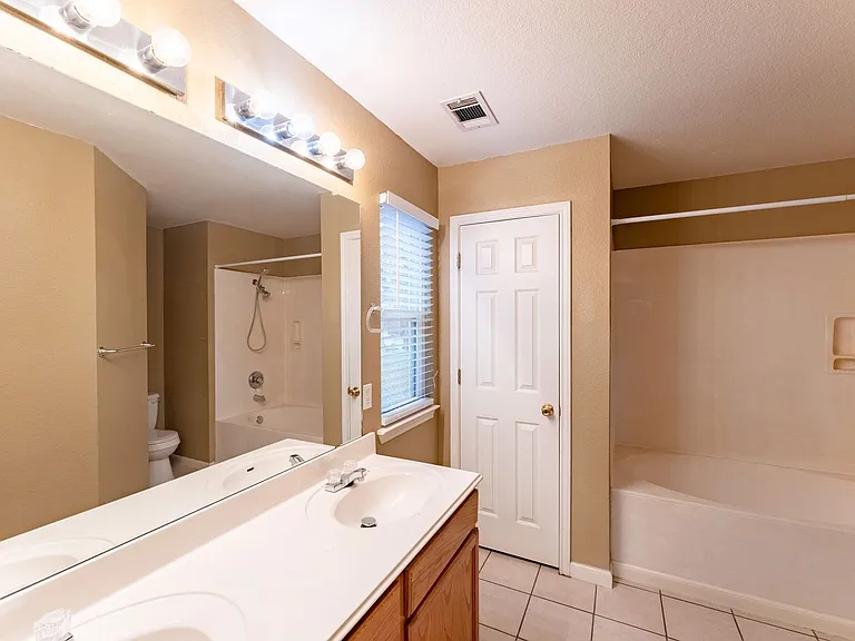 109 Granite Shoals Dr — Photo 15