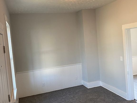 2nd image of 235 Boyce St #237