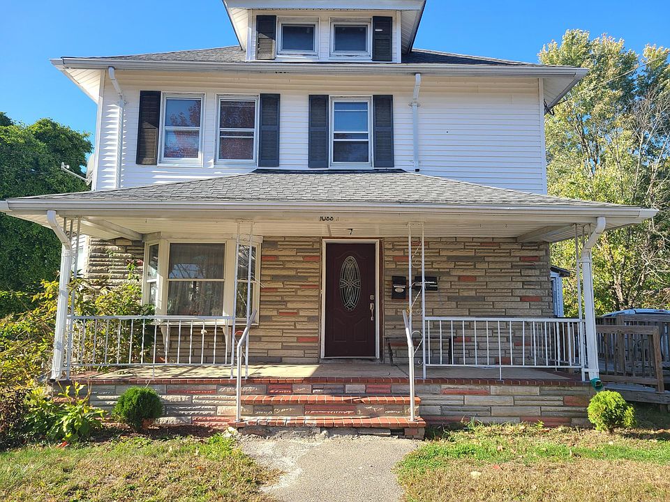 1st image of 1088 S Franklin St
