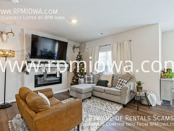 3rd image of 3212 NW Greenwood St
