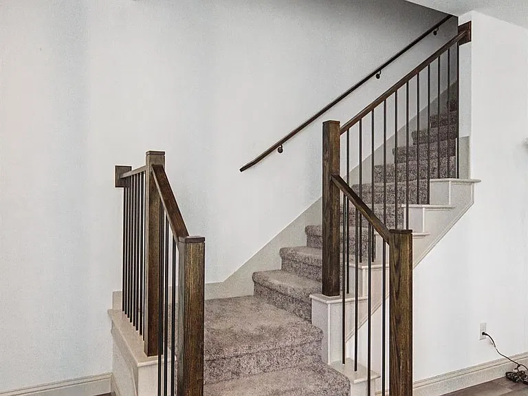 6032 Silverado Trl — Photo 16