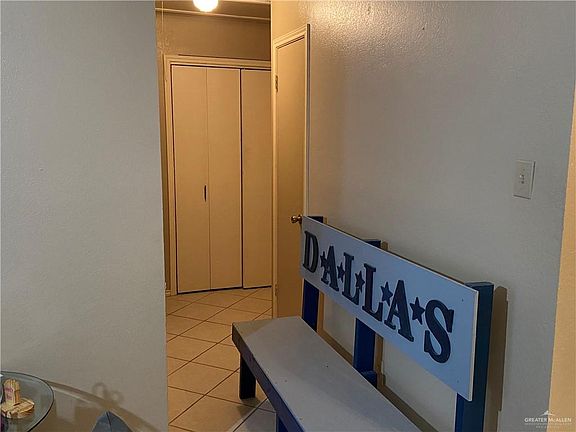 4th image of 1500 Evergreen Ave Unit 12