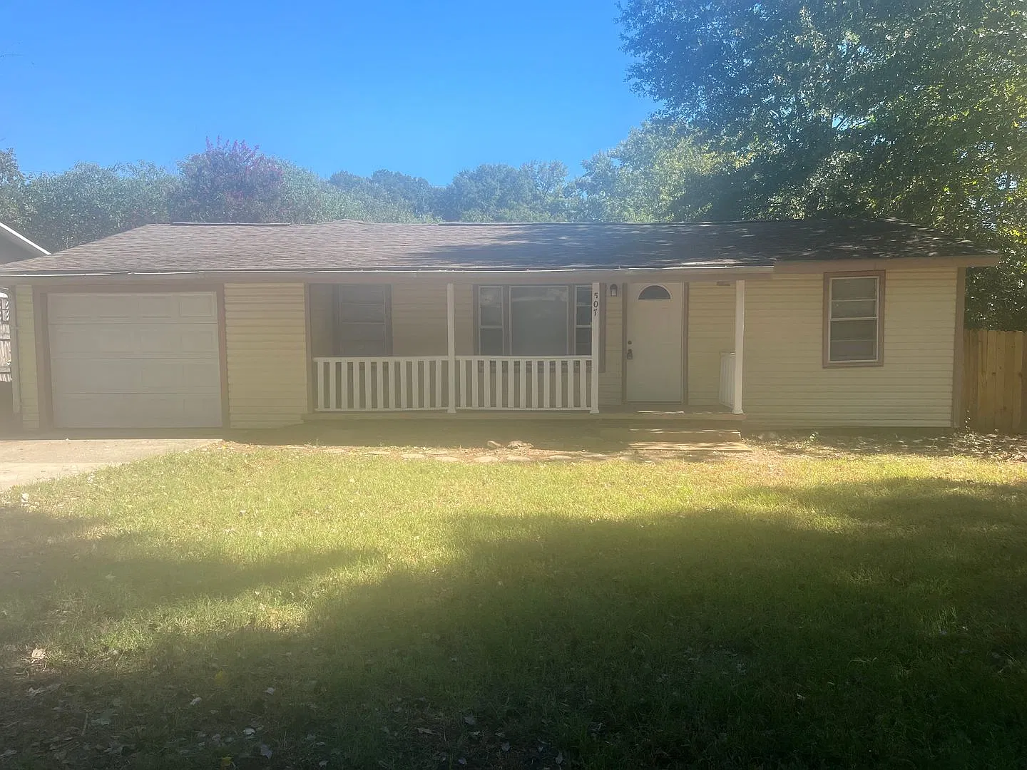 4 bed, 1260 sqft, $1,450 — Photo 2
