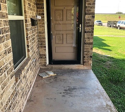 3rd image of 4919 S 6th St
