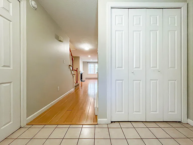 5 Dresden Ct — Photo 8