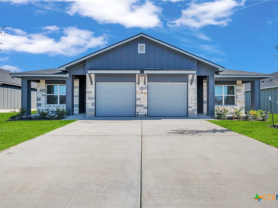 1st image of 906 Wax Myrtle Ct