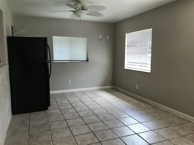 8424 Grove Rd — Photo 7