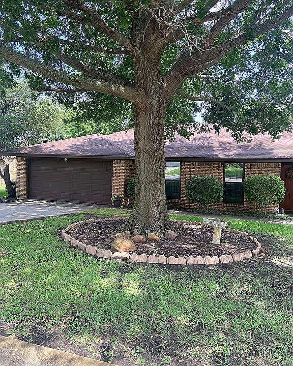 1st image of 3113 Normandy Dr