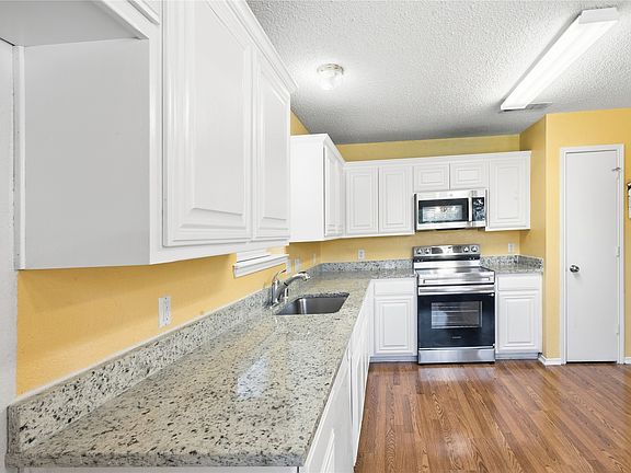 4th image of 8404 Bowspirit Ln