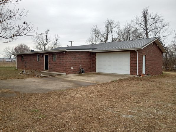 108 N High Street, Urbana, MO 65767