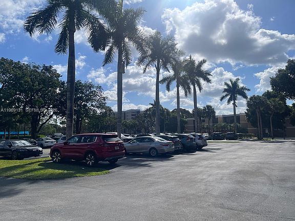 3rd image of 16500 Golf Club Rd APT 204