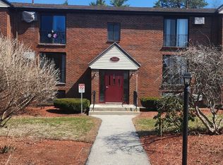 36 English Village Rd APT 202R, Manchester, NH 03102