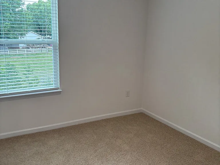 45 Red Clover Dr #1 — Photo 7