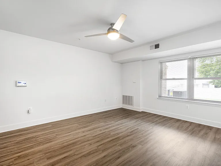 Tuscany Woods Apartments — Photo 59