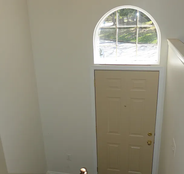 23 Valley Crossing Cir — Photo 2