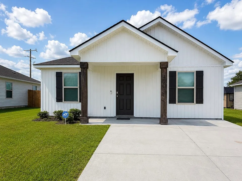 200 Benjamin Dr
