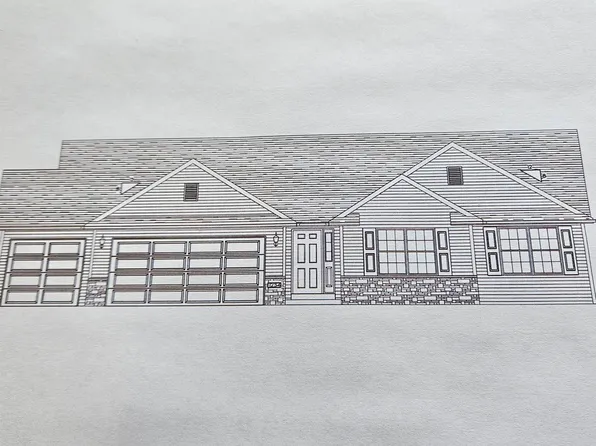 1135 E Birchwood Dr, Beloit, WI 53511