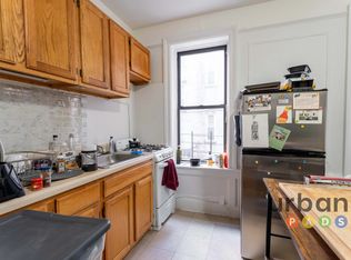 802 Park Pl APT 1C, Brooklyn, NY 11216