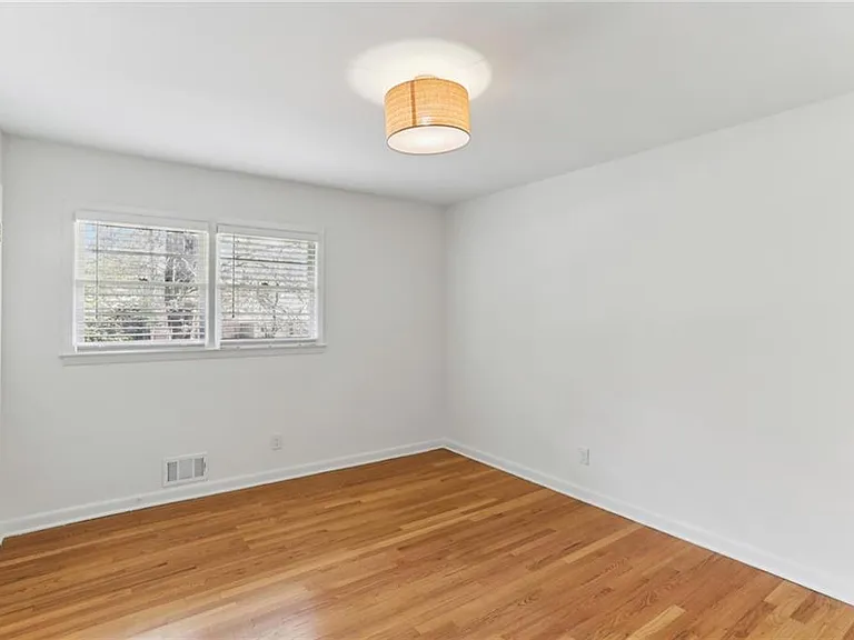 2888 Bonanza Dr — Photo 15