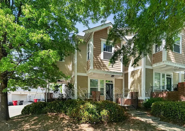 330 Davidson Gateway Dr — Photo 14