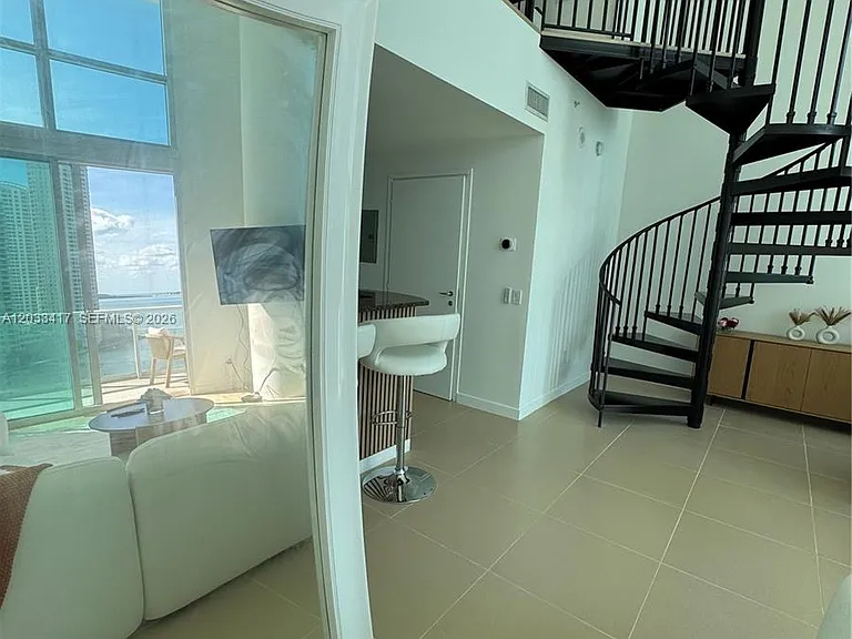 300 S Biscayne Blvd #L-1218 — Photo 16