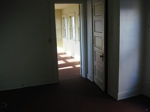 5th image of 2089 Auburn Ave